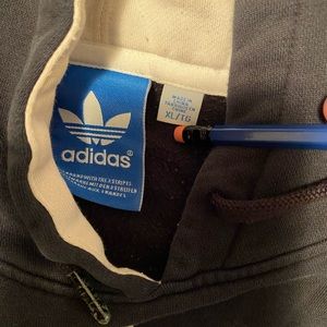 XL Adidas hoodie. A little faded but other than that no found flaws